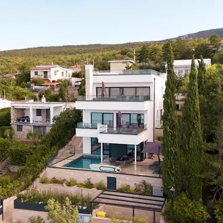 Palazzo Emanuel By Guide Vila Jadranovo